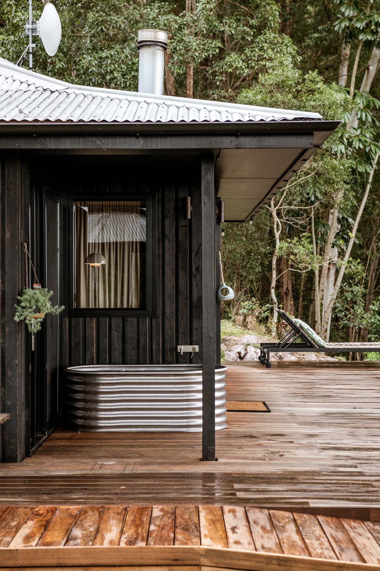offgrid cabin